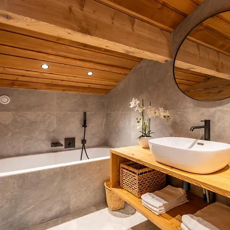 8 Pers Avec Spa, Proche Pistes, Renove, Wifi, Garage - Fr-1-304-285 La Clusaz